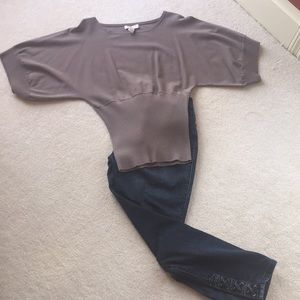 Casual short sleeve light sweater